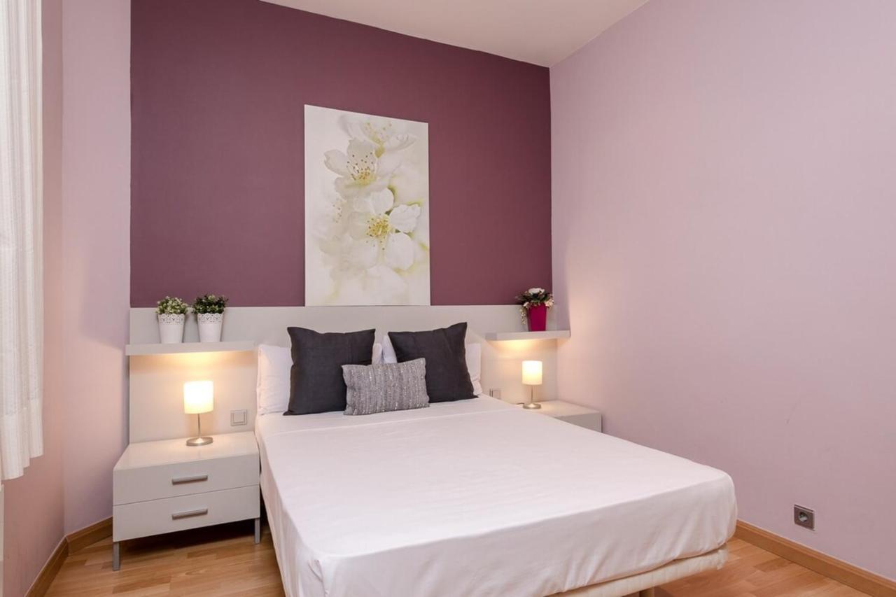 Fantastic 2 Bedroom 5 Minutes By Car From Plaza Catalunya Leilighet